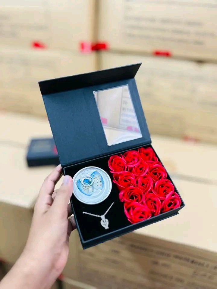 Love Pearl Gift Box